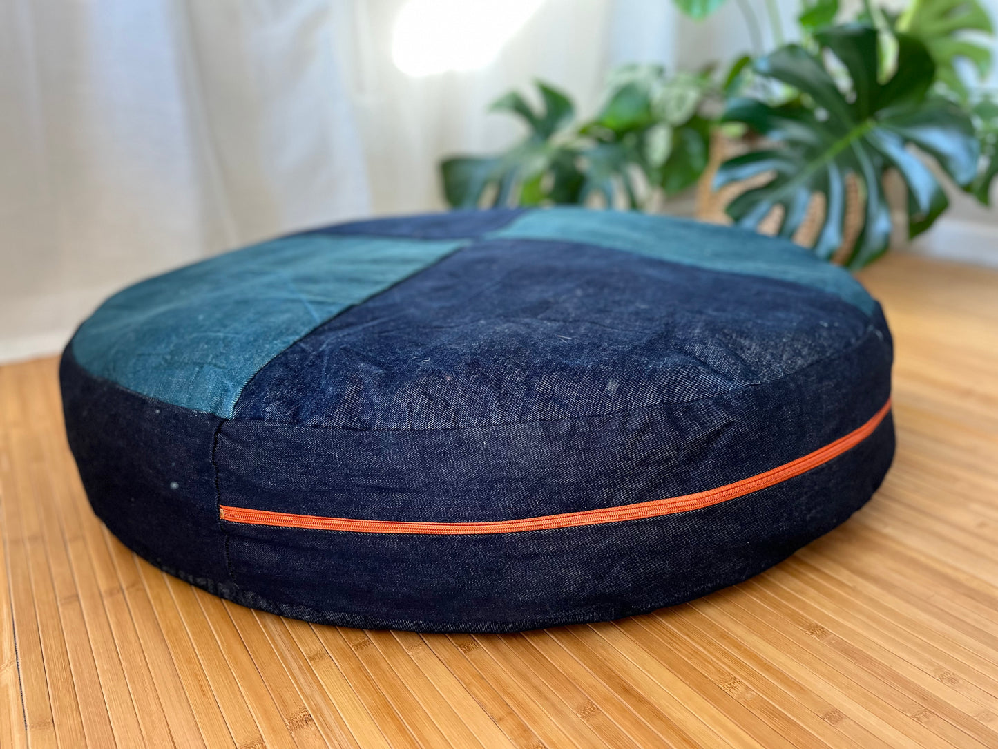 Quarter Two-Tone Dome Bed