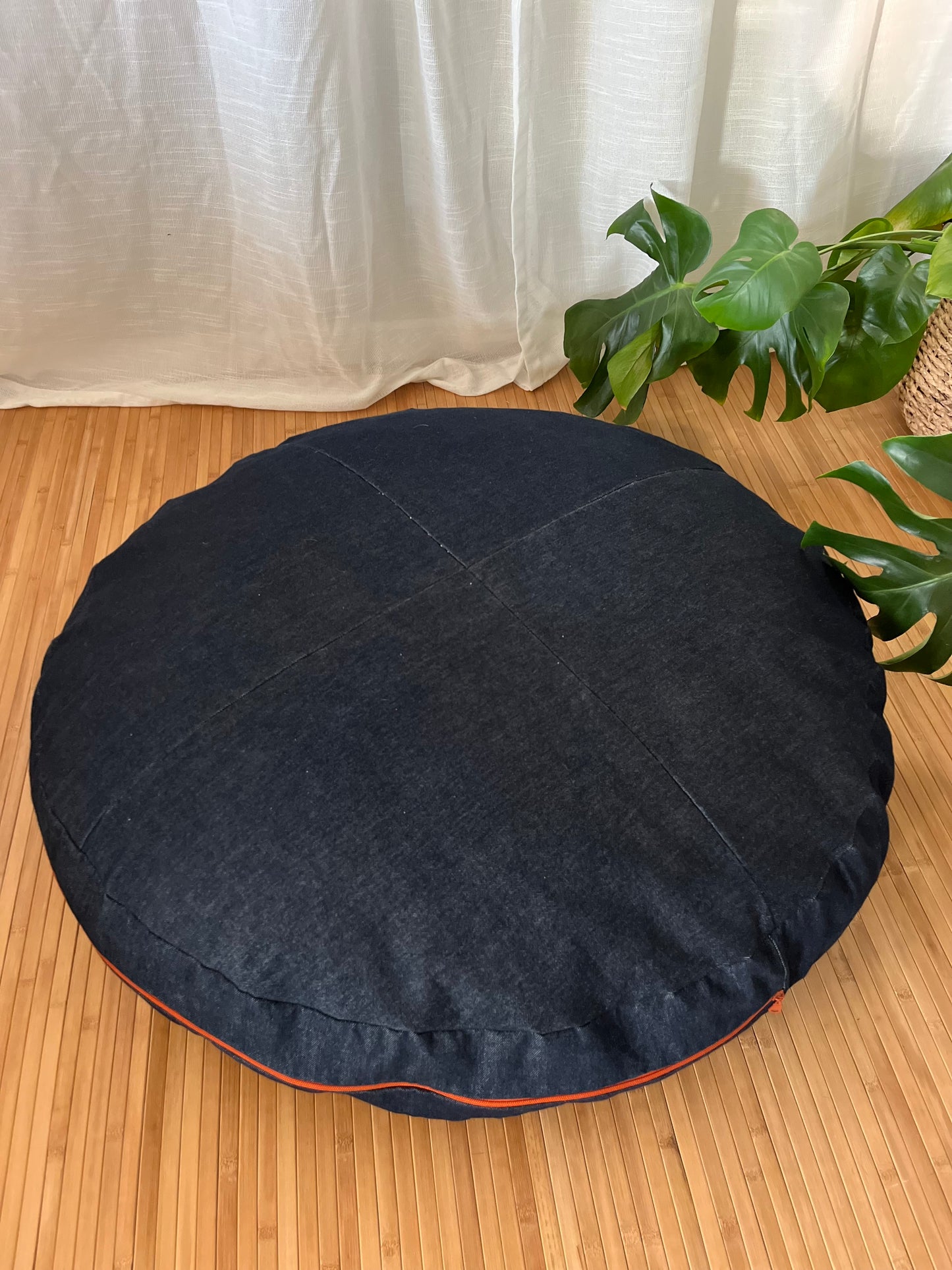 Clean Quarter Dome Bed